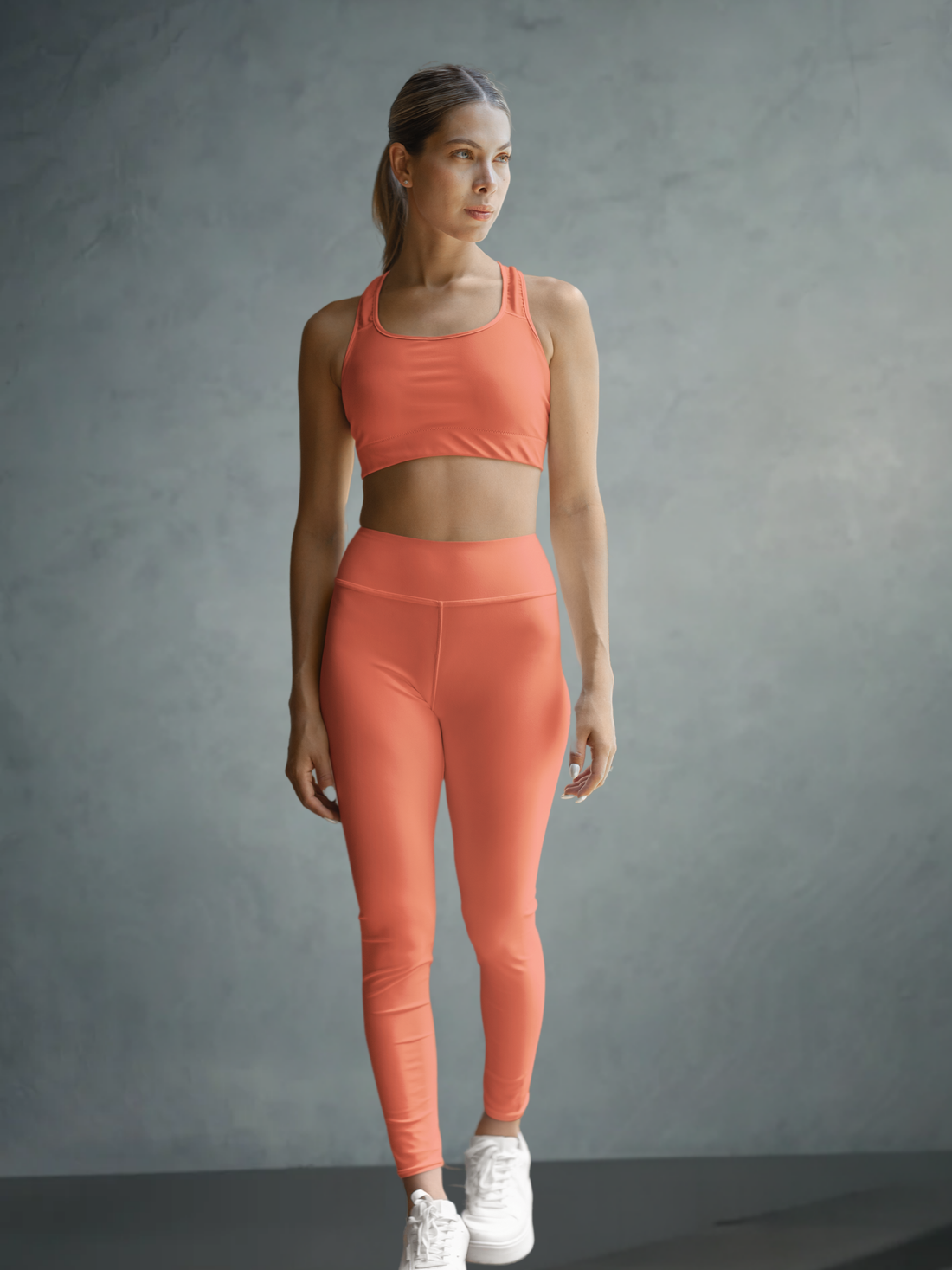 Sunset Blaze Slim Fit Scoop Neck Sports Bra for women